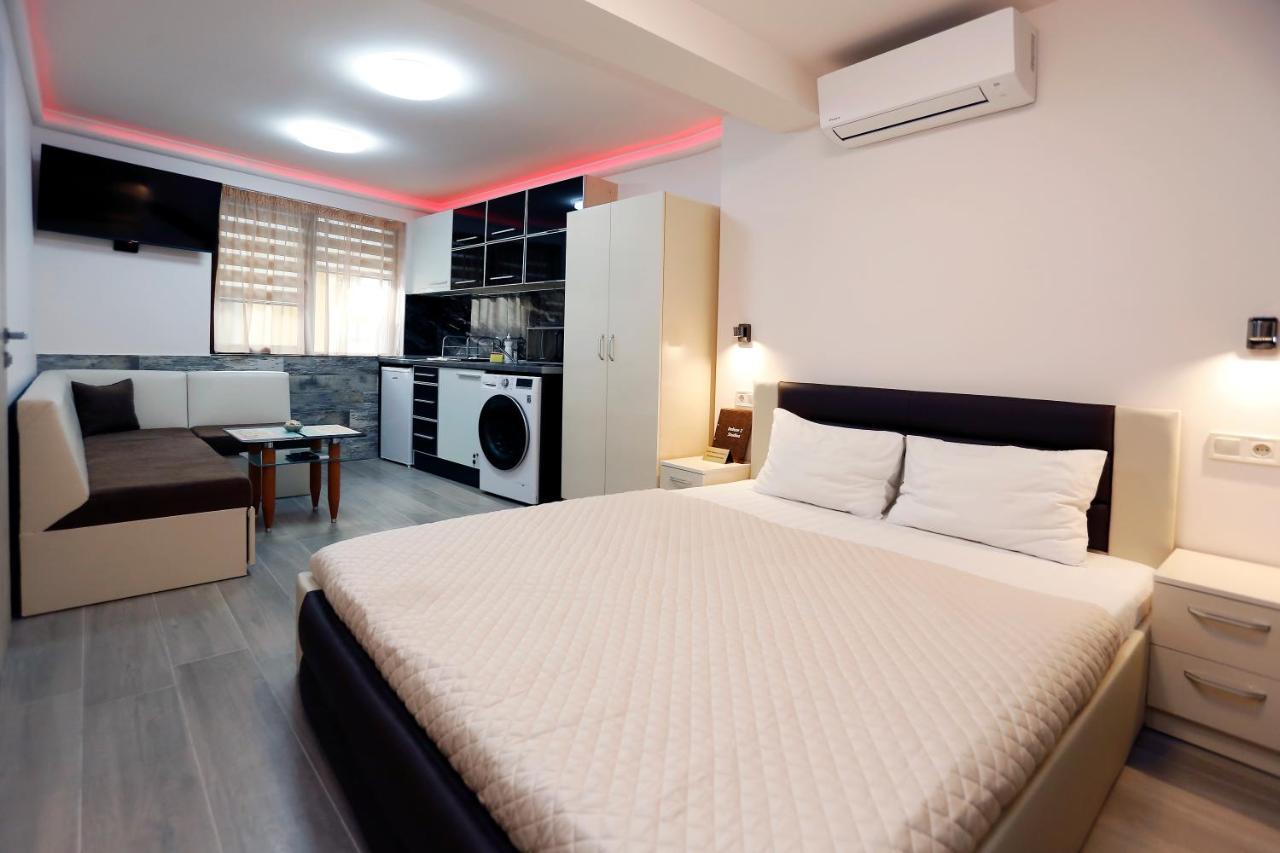 Deluxe 2 Studios City Center Burgas ภายนอก รูปภาพ