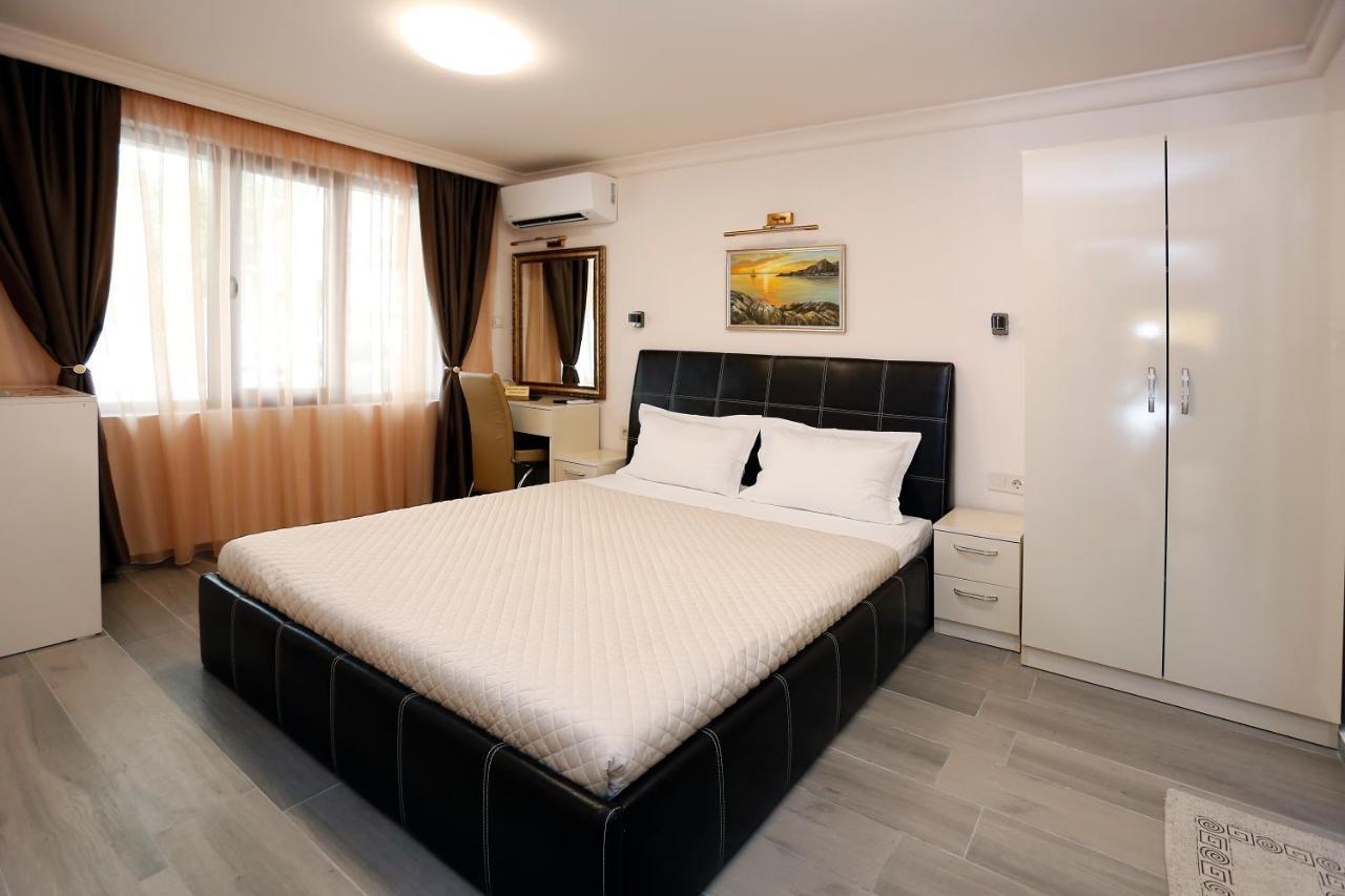 Deluxe 2 Studios City Center Burgas ภายนอก รูปภาพ